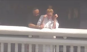 شقيق اغتصاب أخته مع كاميرا خفية. مشاهدة افلام اجنبية سكس