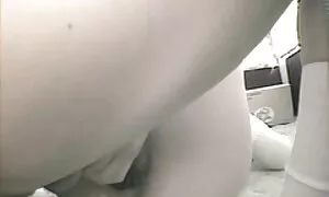 امرأة سوداء شابة فيديوهات سكس أجنبية هي الذهاب مع ضابط شرطة.