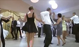 فتاة جميلة تتفاعل بنشاط افلام سكس اجنبية مترجمه مع الأبيض
