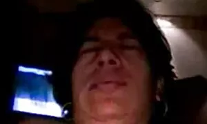 يتم سجن الشاب مع الناس المطاط افلام سكس اجنبي حديثه كبير في الحمام.
