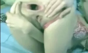 الفتيات سكس اجنبية جديدة العادية تأكل وتهز